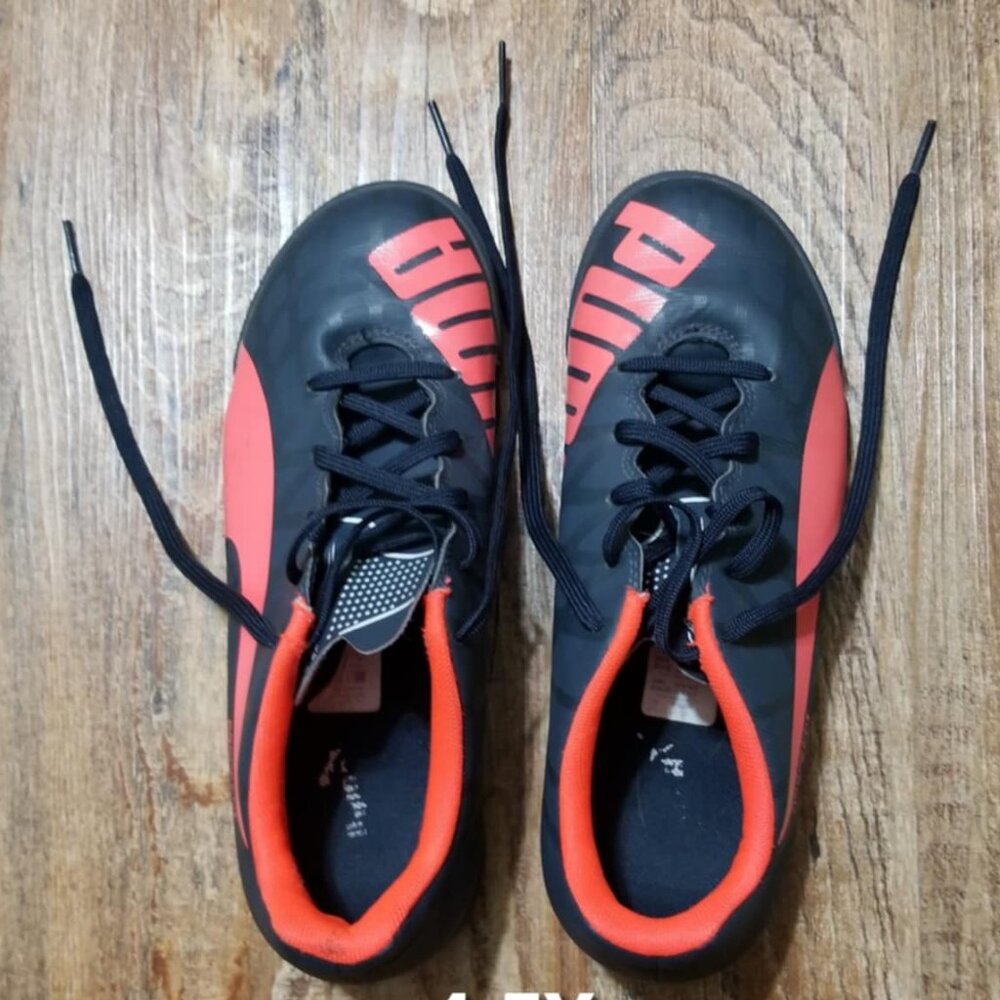 PUMA 5.5 Soccer Cleats Football Shoes Sports Activewear Black Unisex Kids